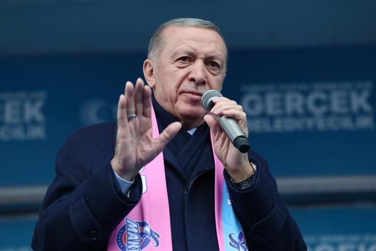 Od Prezydenta Erdogana do Özgüra Özela: Niech zaprzestanie zamachu stanu i spełni swój obowiązek