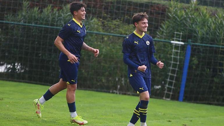 Fatih Terim, Fenerbahçeli yıldıza hayran kaldı U19 maçını Semih Şentürk ile izledi ve...