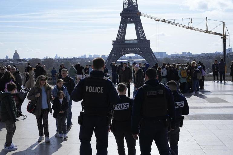 Avrupada yalnız kurt alarmı: Fransa acil saldırı seviyesine geçti Terör örgütü yeni yöntemler deniyor
