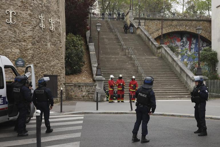 Son dakika haberi İranın Paris Konsolosluğuna patlayıcı ile girdi, Fransa ayağa kalktı...