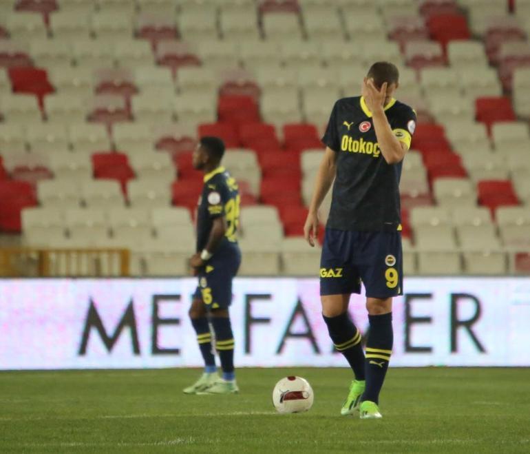 Sivasspor beraberliği sonrası Fenerbahçeli futbolcular büyük üzüntü yaşadı