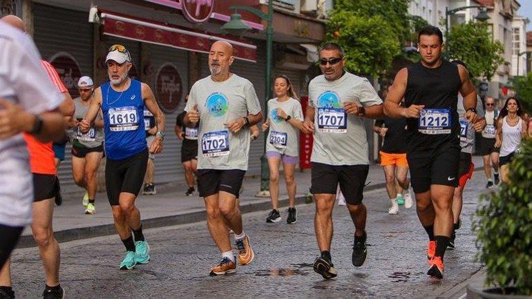 Çeşme’de “Salomon Yarı Maratonu” heyecanı