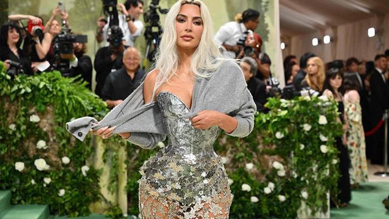 Met Gala 2024: Yılın en öenmli moda olayının en unutulmaz anları... İnce bel uğruna tüm gece nefes bile alamadan geçti