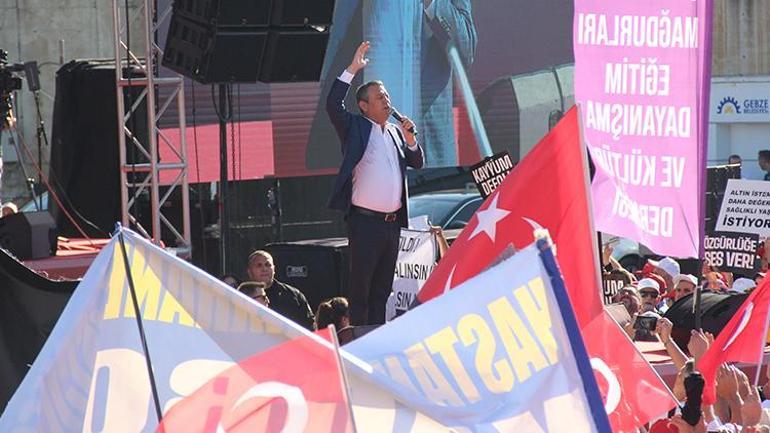 CHP lideri Özgür Özel ‘Emek Mitingi’nde konuştu: Geçim olmazsa seçim olur