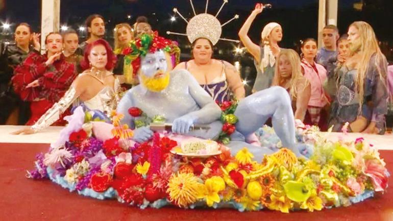 Öyle istiyorlar ki Kürtçe halayın yasak olmasını