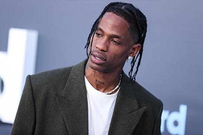 Kylie Jennerın iki çocuğunun babası Travis Scott gözaltına alındı