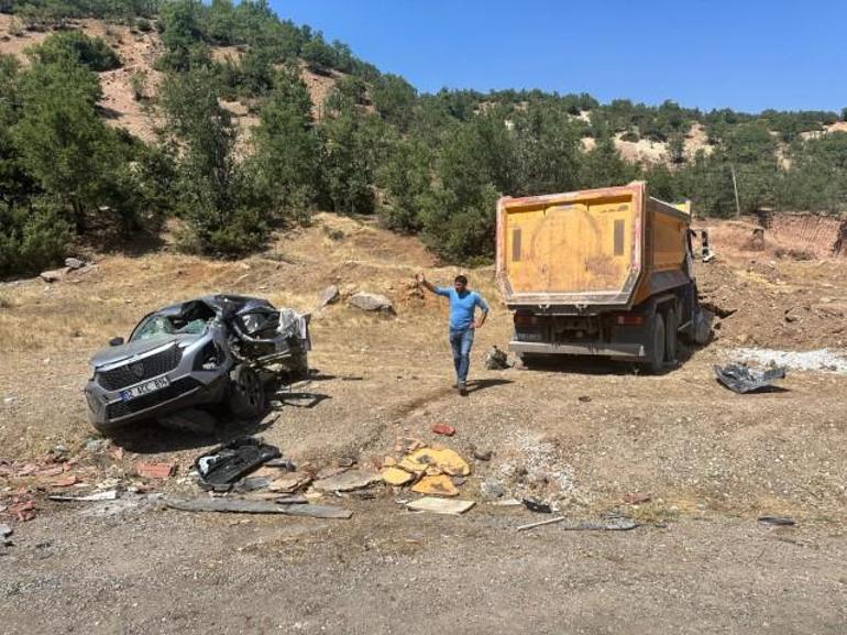 Feci kazada baba ile oğlu öldü, 6 kişi yaralandı