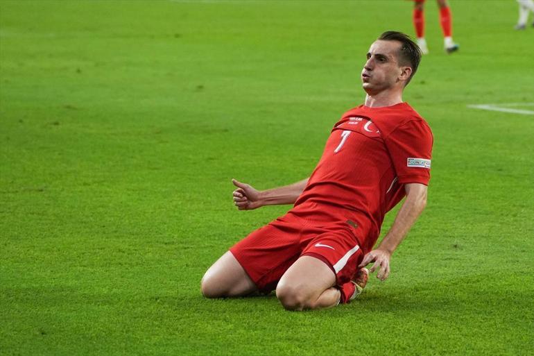 Türkiye - İzlanda maçına Kerem Aktürkoğlu damgası! Hat-trick yaptı, 4. golü ofsayta takıldı - Son Dakika Spor Haberleri