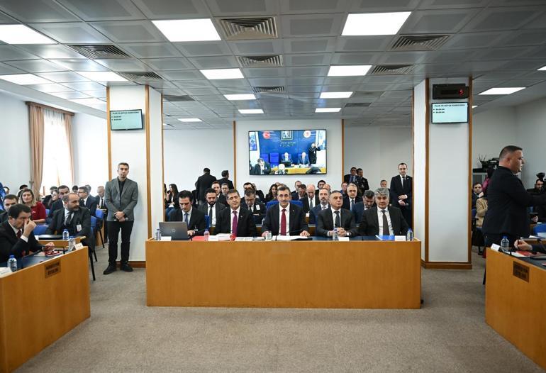 Cumhurbaşkanı Yardımcısı Yılmaz, 2025 yılı bütçesini sundu... Türkiye ekonomisi etkileyici bir büyüme performansı sergiledi