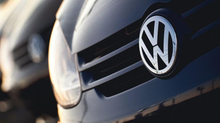 Avrupalı otomotiv üreticileri Volkswagen öncülüğünde büyük krizlerle karşı karşıya: Nokia gibi olmamak için küçülecekler