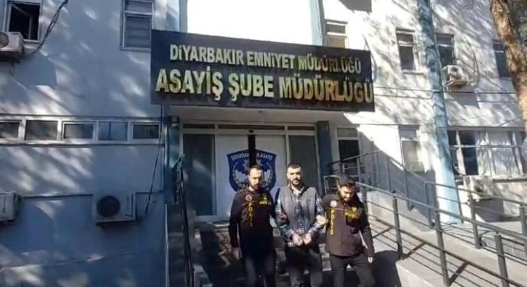 Diyarbakır’da iş yerini kurşunladılar