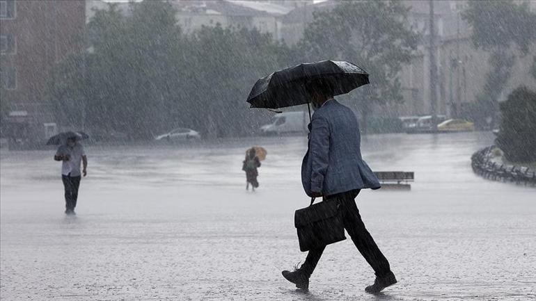 Meteorolojiden 4 ile sarı kodlu uyarı: Sağanak, fırtına, kar... Etkisini daha da artıracak