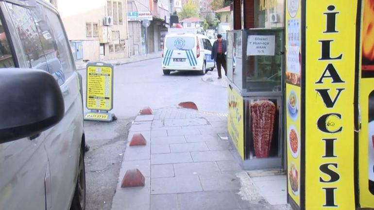 4 arkadaş yemek yedikleri mekandan hesabı ödemeden kaçtı... O anlar güvenlik kamerasına böyle yansıdı