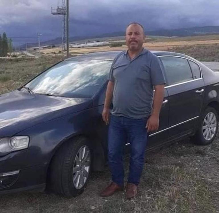 Eşiyle ilişkisinden şüphelendiği ev sahibini, otomobilinin içinde öldürdü