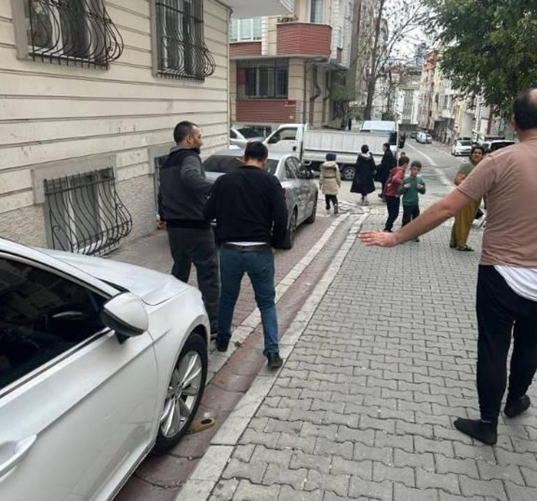 Park yeri için kavga ettiği adamın boynuna tornavida sapladı