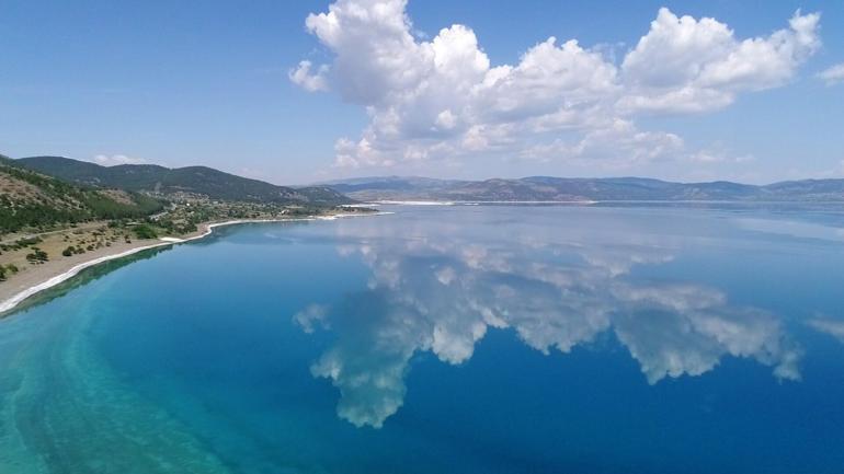 Su seviyesi 3 ayda 20 metre çekildi Salda Gölü için acil önlem çağrısı