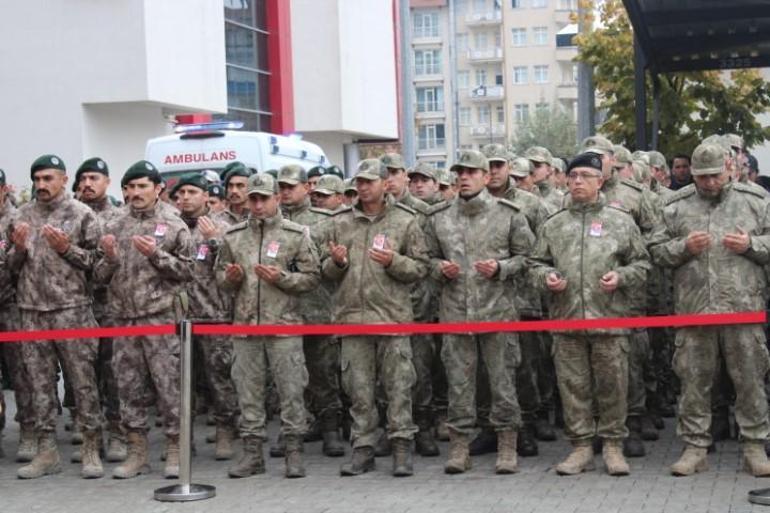 Malatyada şehit olan polis memuru için tören