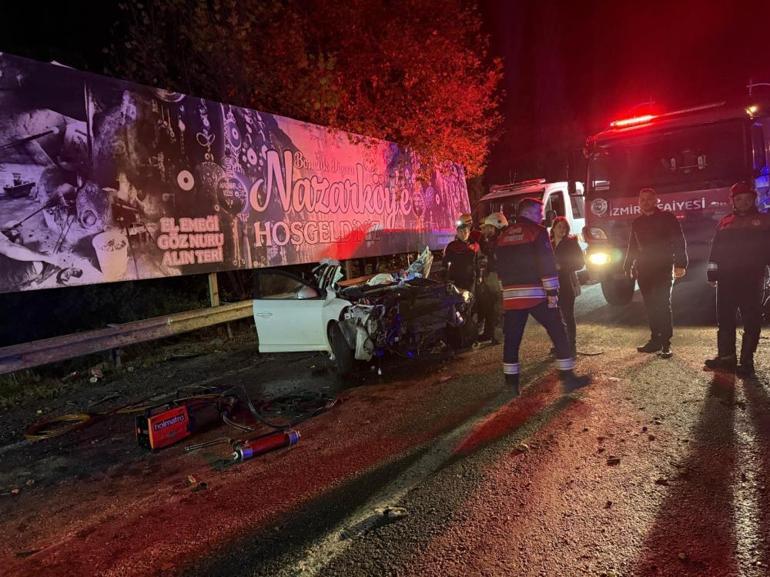 Son dakika... İzmirde zincirleme trafik kazası; 2 ölü, 7 yaralı