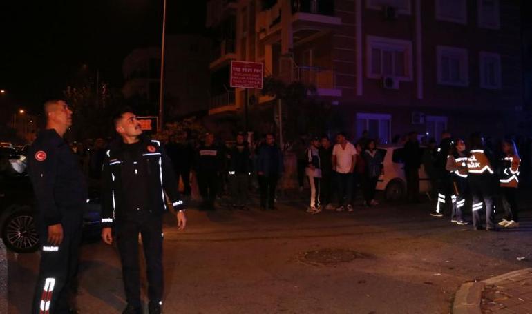 Polis memurunun evinde yangın çıktı, yardıma ekip arkadaşları koştu