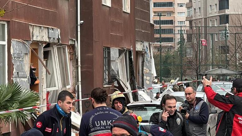 Beylikdüzünde 14 katlı binanın girişinde patlama 1 kişi hayatını kaybetti, 3 yaralı