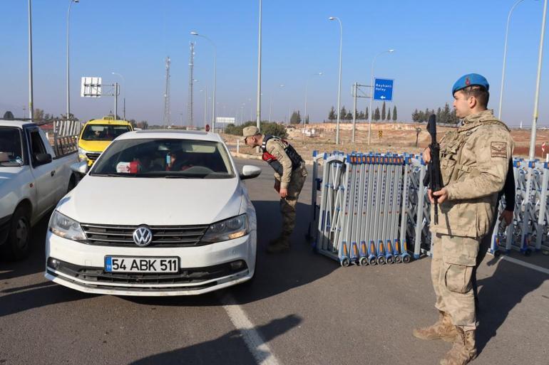 Esad rejiminin devrilmesinin ardından Türkiyedeki Suriyeliler ülkelerine dönüyor