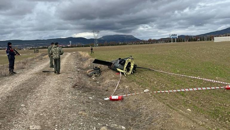 Ispartada askeri helikopter düştü: 6 askerimiz şehit oldu... Kazanın nedeni helikopterlerin pervane teması