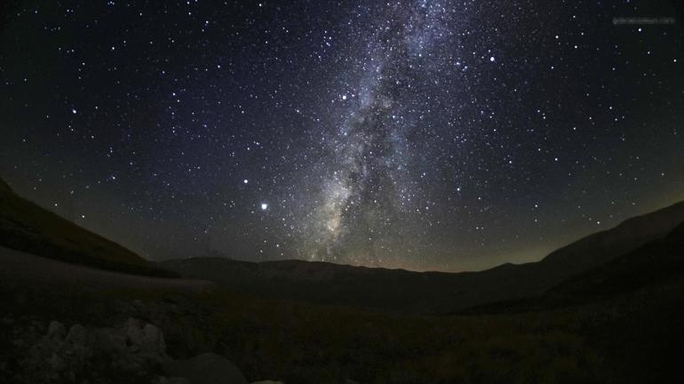 Gökyüzünde Geminid Gök Taşı Yağmuru şöleni... Saniyede 35 kilometre hızla atmosfere girecekler