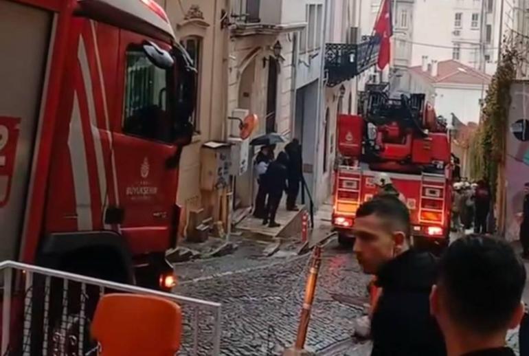 Beyoğlu’ndaki Masonlar Büyük Locası Derneğinde yangın