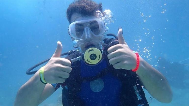 Har�l���n� ��karmak i�in taksicilik yapan ��renci, b��aklanarak �ld�r�lm��t�!