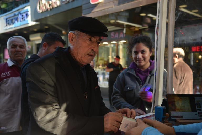 Milli Piyango Yılbaşı biletlerine yoğun ilgi... 600 milyon liralık rekor ikramiye