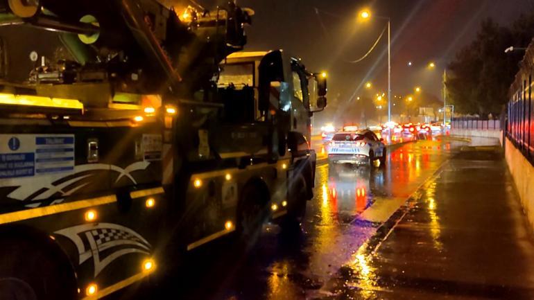 Aynı üst geçit, yine kaza Bakırköydeki o üst geçide yeniden TIR çarptı