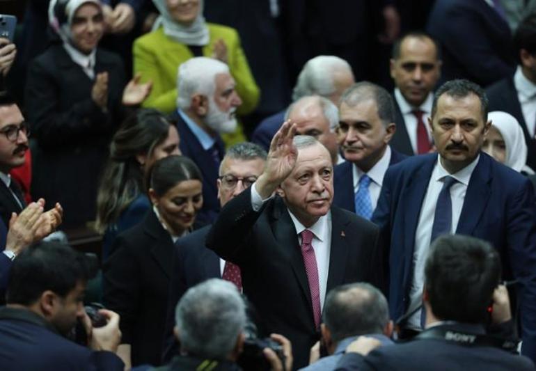 Cumhurbaşkanı Erdoğan: Yeni asgari ücret hayırlı olsun, çalışanlarımızı enflasyona ezdirmedik