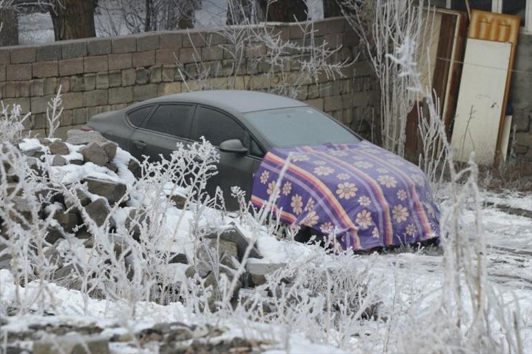 Anadolunun Sibiryası: Her şey buz tuttu Hava sıcaklığı eksi 28e düştü; ağaçlar dondu, otomobiller muşambayla kaplandı