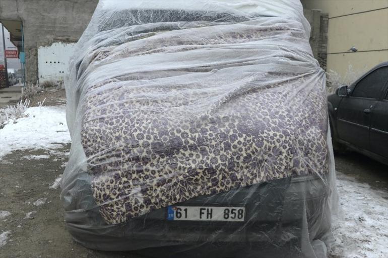 Anadolunun Sibiryası: Her şey buz tuttu Hava sıcaklığı eksi 28e düştü; ağaçlar dondu, otomobiller muşambayla kaplandı