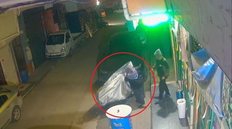 Bursada şans oyunları oynayan eşini görünce sinir krizi geçirdi Ortalığı birbirine kattı