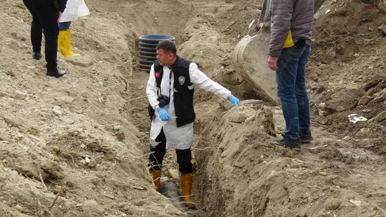 Öğretmenevi bahçesindeki kazıda insan kemikleri bulundu