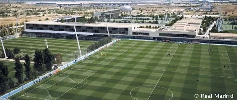 Real Madrid efsanesi Robert Carlos evsiz kaldı Kulübün tesislerinde yatıyor