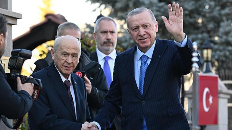 Cumhurbaşkanı Erdoğan ile MHP lideri Bahçeli bir araya geldi