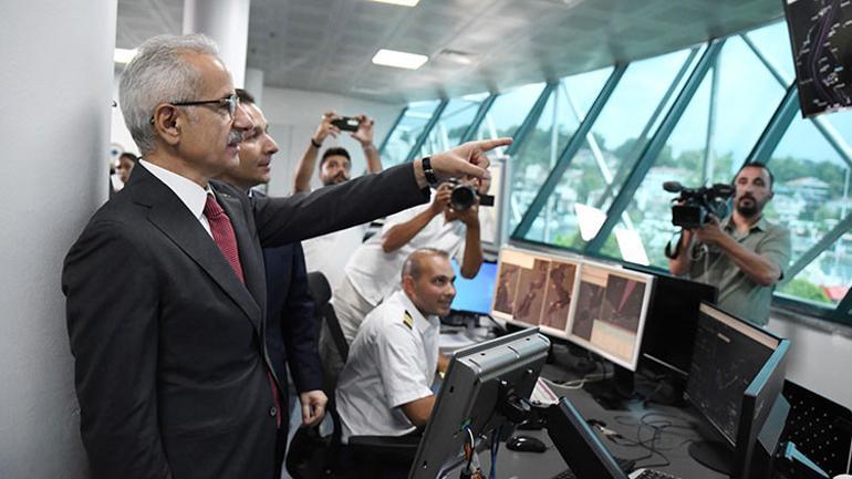 Yerli ve milli NAVTEX hazır... Bakan Uraloğlu: Kritik bilgileri denizcilere iletiyor