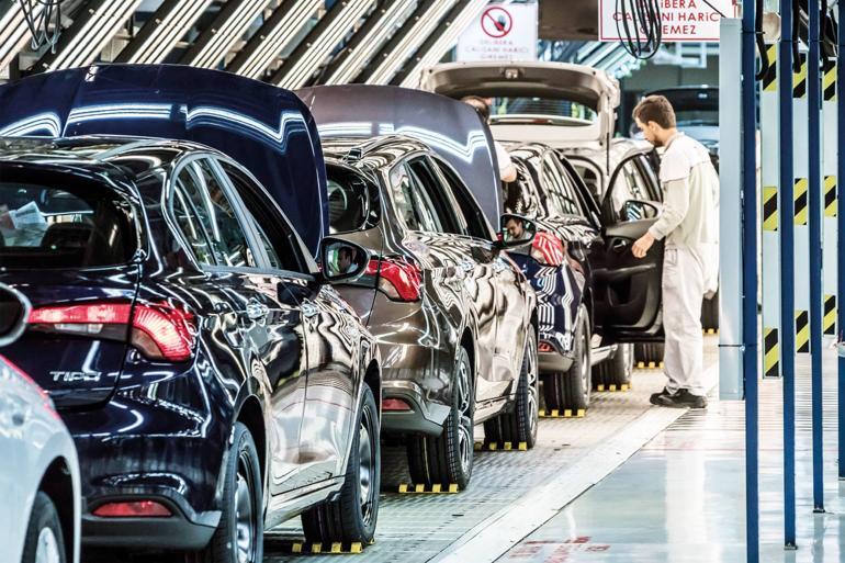 En çok satan benzinli, hibrit ve elektrik otomobiller üzerinden hesapladık... İşte 2025’te kontağı çevirmenin maliyeti