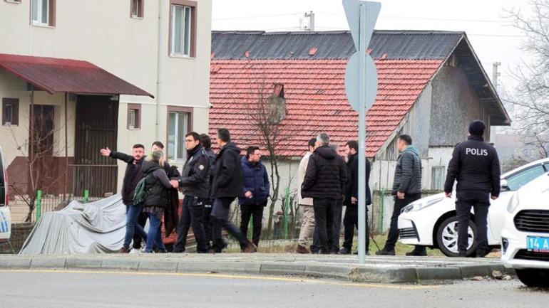 Pencereden görünce gözü döndü Ev sahibi, kiracısını silahla kovalayıp vurdu