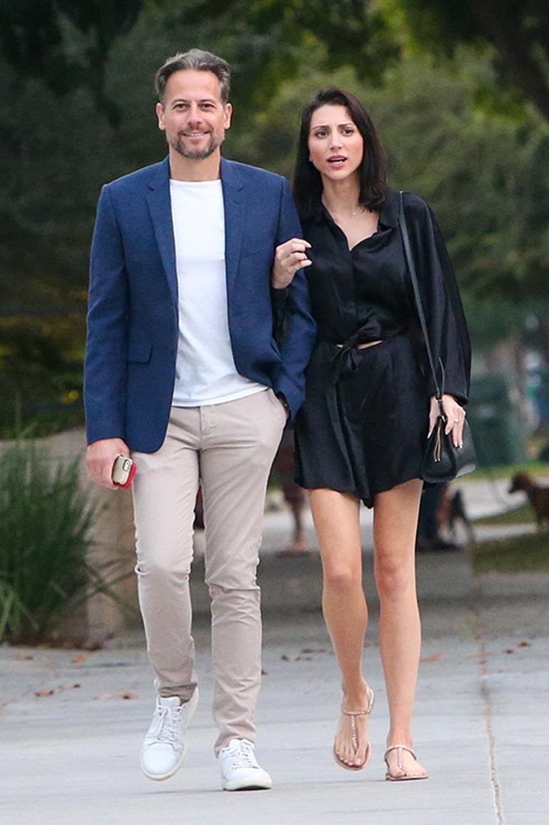 Boşandıktan sonra beş parasız kalmıştı... Ünlü oyuncunun buruk sevinci: Artık kızımın yeni paltosu var