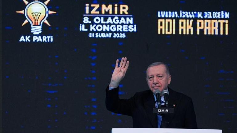 Cumhurbaşkanı Erdoğan: İzmirdeki kötü gidişatı değiştirmek boynumuzun borcu