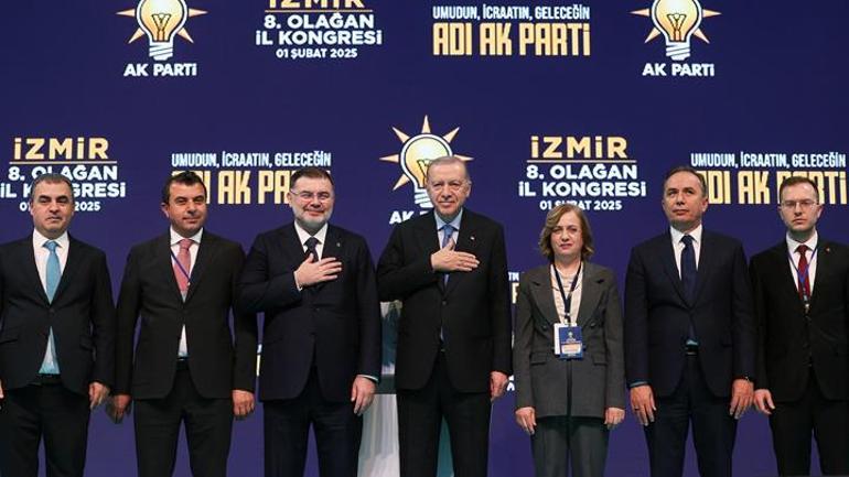 Cumhurbaşkanı Erdoğan: İzmirdeki kötü gidişatı değiştirmek boynumuzun borcu