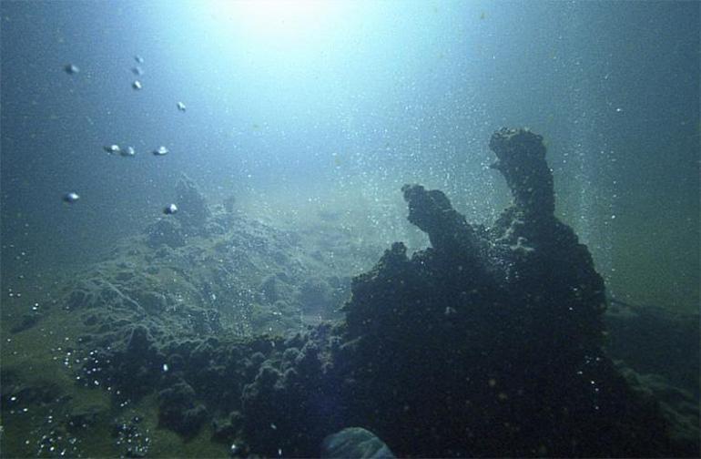 Kolumbo parlarsa işimiz biter evladım 1650 yılında Egede ne yaşandı Gökten yağan küller, taşlar Anadolu topraklarına ulaşmıştı...