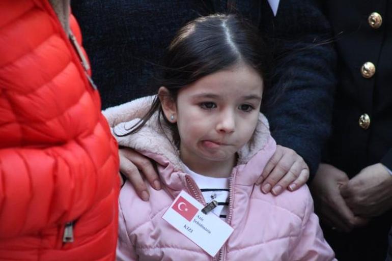 Şehit Binbaşı Murat Kemal Yetişene acı veda... Evlilik yıl dönümünde şehit düştü, kızının doğum gününde toprağa verildi
