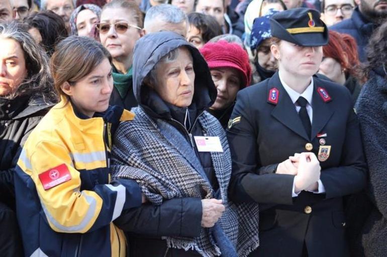 Şehit Binbaşı Murat Kemal Yetişene acı veda... Evlilik yıl dönümünde şehit düştü, kızının doğum gününde toprağa verildi