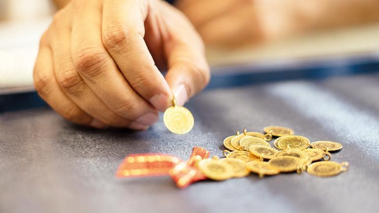 Altında jeopolitik risk oynaklığı