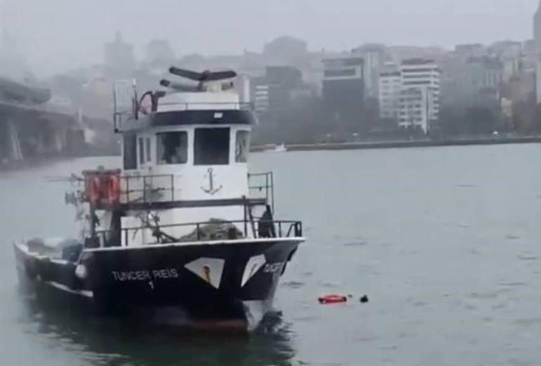 İstanbulda köprüden düşen kadını balıkçılar kurtardı