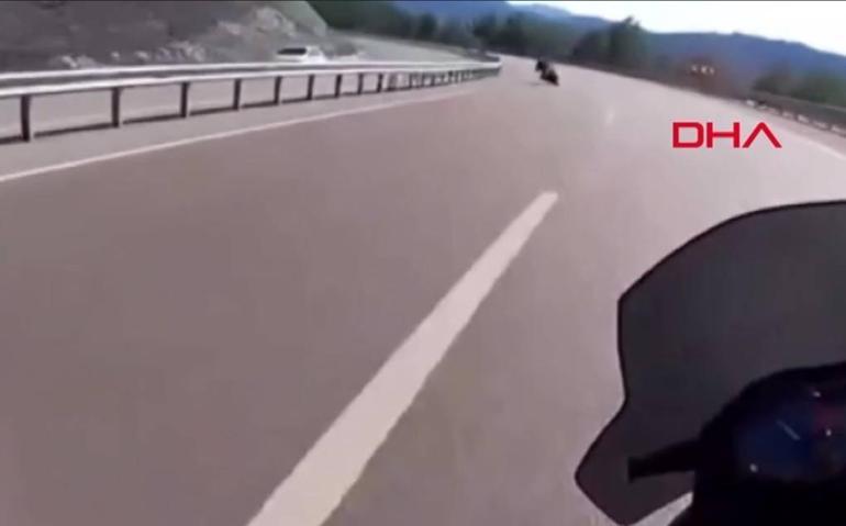 Polis memuru hayatını kaybetmişti Feci kazanın görüntüsü ortaya çıktı... Cuma gitti, Cuma gitti